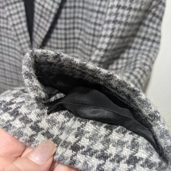 Aritzia Wilfred | Darmon wool checked blazer in Chalet/Black - Picture 8 of 10